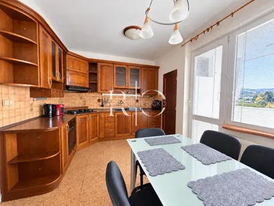 Byty na prenájom 4-izbový, Prešov · €950