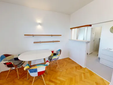 Na prenájom 2-izbový byt, 60 m², Pezinok, 1. mája
