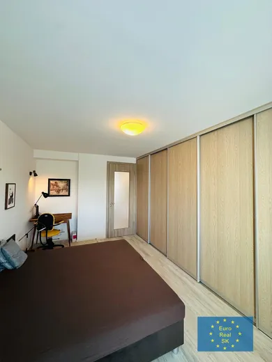 Na prenájom 2-izbový byt, 60 m², Košice-Staré Mesto, Čsl. Armády