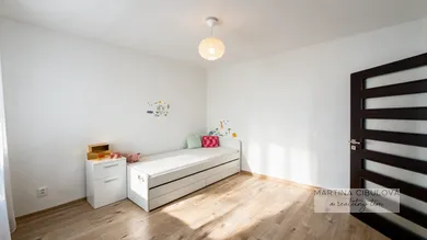Na predaj 3-izbový byt, 73 m², Banská Bystrica, Javornícka