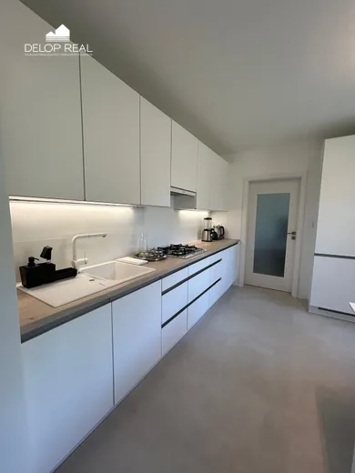 Apartments for sale, 3-room in Bratislava-Ružinov · €369,900