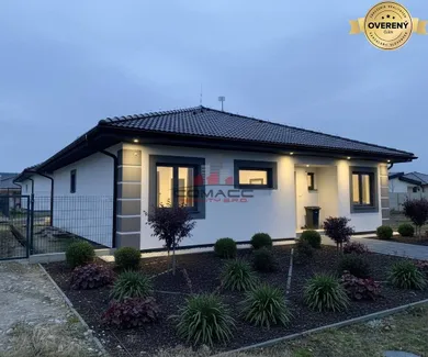 Na predaj 4-izbový dom, 120 m², Piešťany, Vysoká