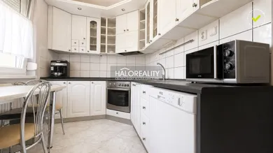 Byty na predaj 3-izbový, Komárno · €126 900