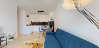 Na prenájom 2-izbový byt, 52 m², Bratislava-Petržalka, Fialová
