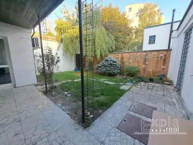 Na prenájom 3-izbový dom, 120 m², Bratislava-Ružinov, Teslova
