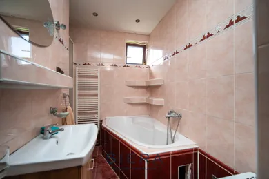 Na prenájom 3-izbový dom, 115 m², Boleráz