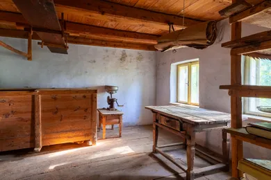Na predaj 4-izbový dom, 102 m², Kostolné