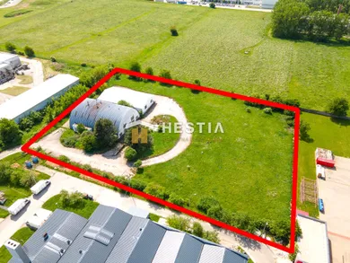 Na prenájom komerčné, 635 m², Senica, Senica / Priemyselná