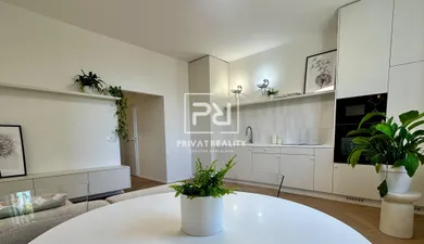 Na predaj 2-izbový byt, 36 m², Bratislava-Ružinov, Prievozská