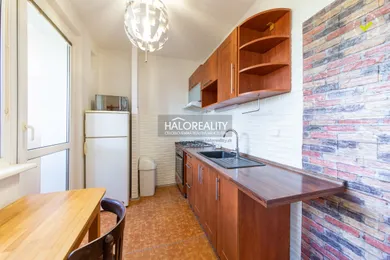 Na predaj 1-izbový byt, 35 m², Bratislava-Rača, Pri Šajbách