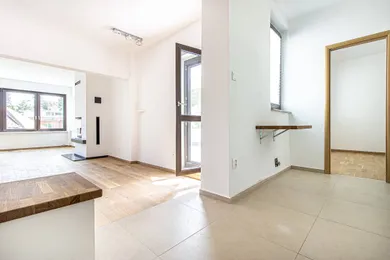 Na prenájom byt v Bratislava-Staré Mesto · €2 300 · Dokončené