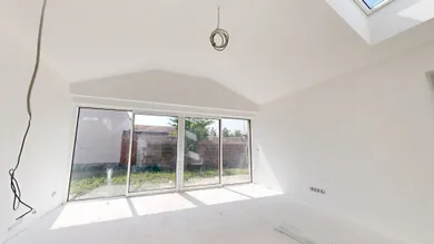 Na predaj 5-izbový dom, 138 m², Bratislava-Rusovce, Balkánska