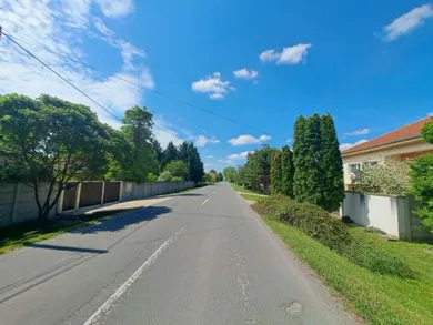 Na predaj dom, Okoličná na Ostrove