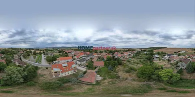 Na predaj pozemok, 464 m², Dlhá