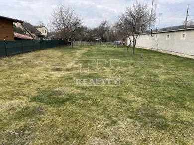 Pozemky na predaj, Liptovský Mikuláš · €142 560