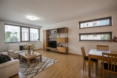 Mieszkania na wynajem, 4-pokojowe, Bratislava-Ružinov · €1160