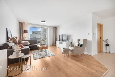 Na predaj 2-izbový byt, 67 m², Bratislava-Podunajské Biskupice
