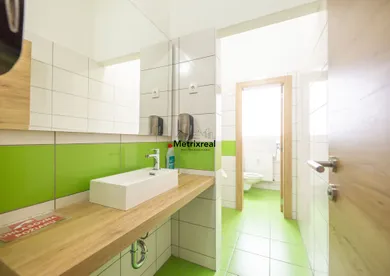 Na predaj komerčné, 117 m², Bratislava-Ružinov, Pestovateľská