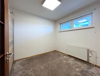 Na prenájom byt v Bratislava-Petržalka · €890 · Novostavba