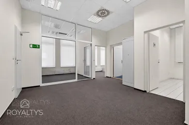 Na predaj komerčné, 188 m², Bratislava-Ružinov, Trnavská cesta