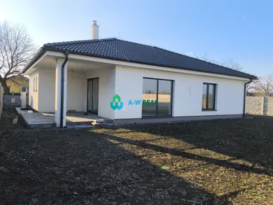 Na predaj dom, 122 m², Michal na Ostrove