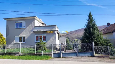 Domy na sprzedaż, Nová Baňa · €209 000