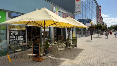 Na prenájom komerčné, 101 m², Topoľčany, Obchodná
