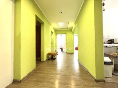 Na predaj dom v Zlaté Moravce · €159 000 · Dokončené