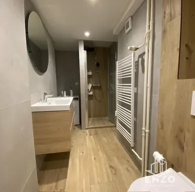 Na prenájom 2-izbový byt, 50 m², Bratislava-Staré Mesto, Šoltésovej