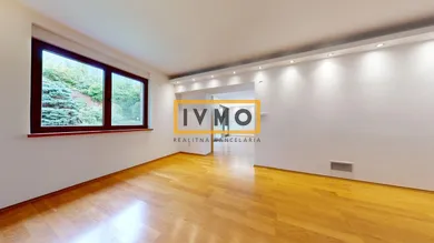Na prenájom 6-izbový dom, 250 m², Bratislava-Lamač, Pod násypom