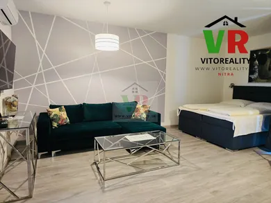 Na prenájom 2-izbový byt, 45 m², Nitra, Mostná
