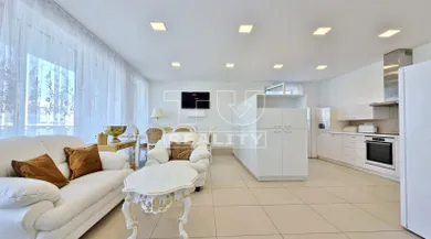 Na predaj 3-izbový byt, 83 m², Dunajská Lužná