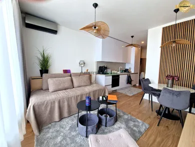 Byty na prenájom 1-izbový, Bratislava-Nové Mesto · €630
