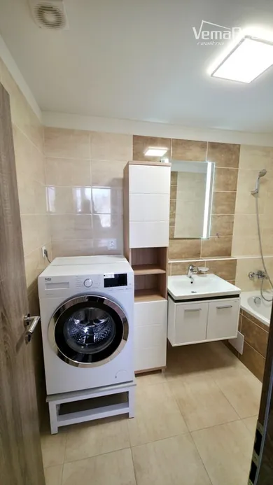 Na predaj 2-izbový byt, 53 m², Sereď, Kukučínova