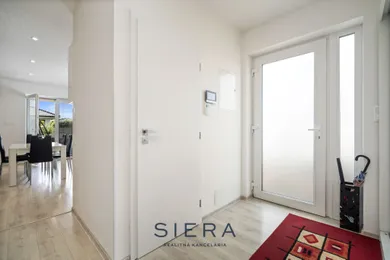 Na predaj 4-izbový dom, 102 m², Galanta