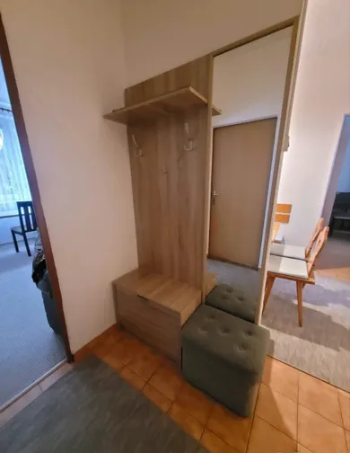 Na predaj 4-izbový byt, 73 m², Bratislava-Ružinov, Babuškova