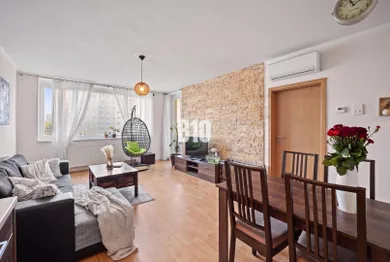 Byty na predaj 2-izbový, Bratislava-Petržalka · €239 900