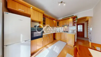 Na predaj 3-izbový byt, 73 m², Spišská Nová Ves, -