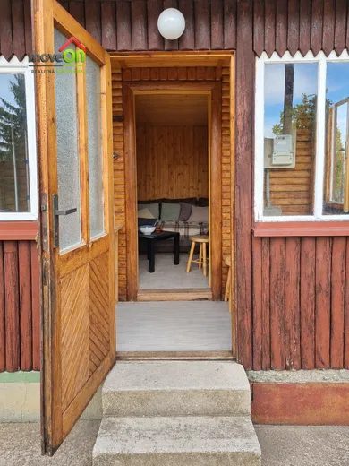 Na predaj rekreačný dom, 370 m², Levice, Mestský Majer