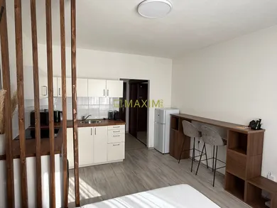 Na predaj 1-izbový byt, 22 m², Bratislava-Staré Mesto, Záhradnícka