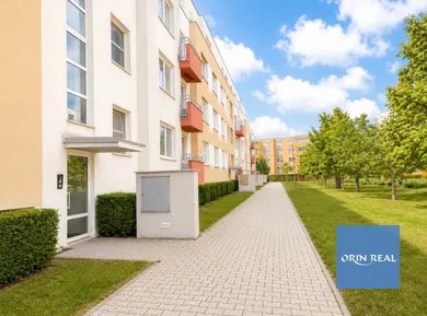 Na prenájom 2-izbový byt, 40 m², Pezinok, Silvánová