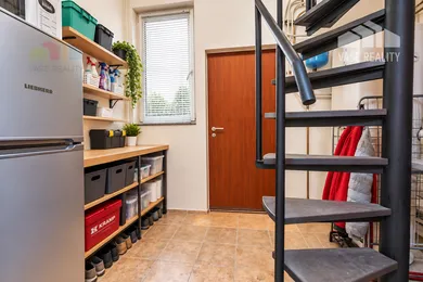 Na prenájom objekt, 169 m², Bratislava-Vajnory, Rybničná