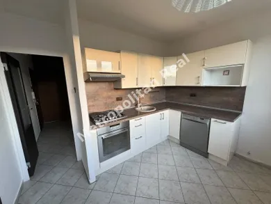 Na predaj 4-izbový byt, 75 m², Bratislava-Dúbravka, Nejedlého