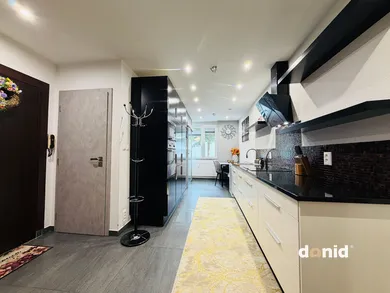 Na predaj 3-izbový byt, 71 m², Námestovo, Slnečná