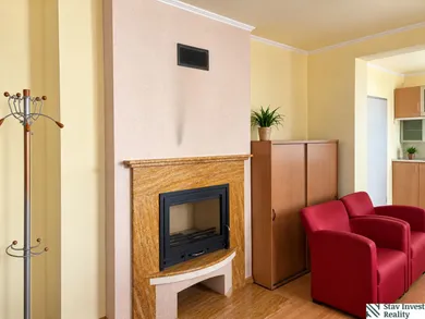 Kiadó lakások, 2-szobás, Senec · €870