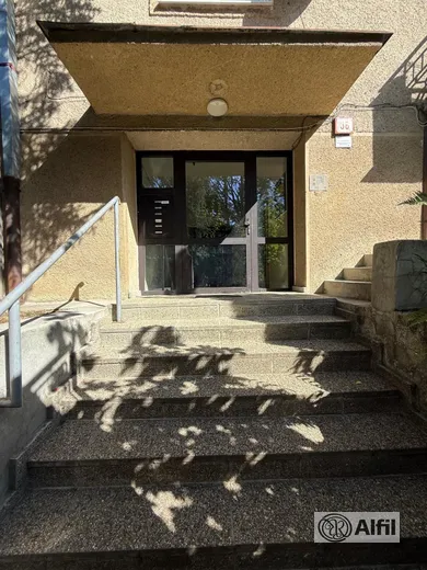 Na prenájom 3-izbový byt, 68 m², Banská Bystrica, Bakossova