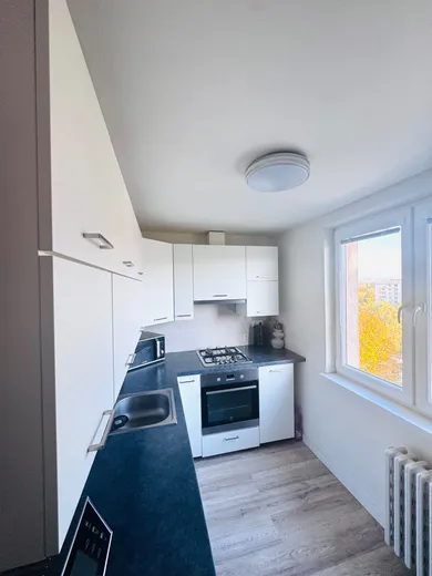 Na predaj 3-izbový byt, 66 m², Banská Bystrica, Družby