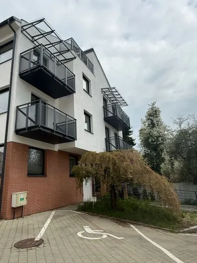 Byty na predaj 3-izbový, Banská Bystrica · €282 000