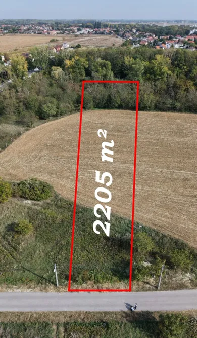 Na predaj pozemok, 205 m², Zálesie, Domky