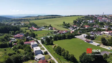 Na predaj pozemok, 68 m², Bánovce nad Bebravou, Clementisova
